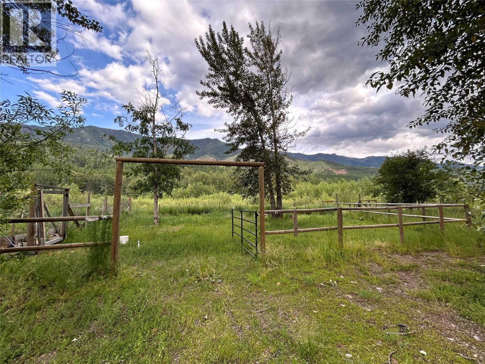 7065 Stubbs Road, Fernie, BC