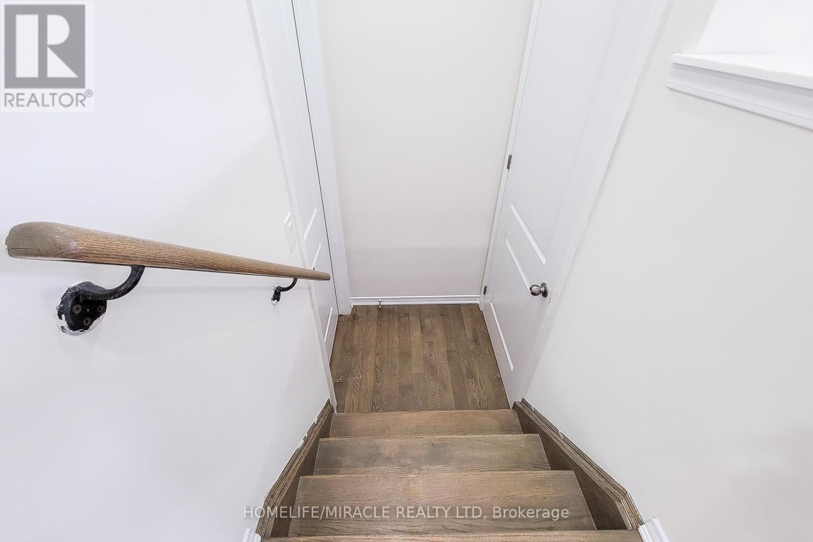 63 Magdalena Street, Hamilton, ON - Indoor Photo Showing Other Room