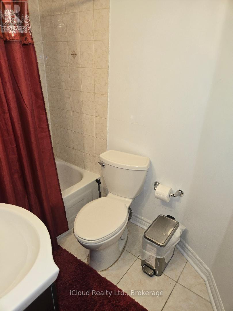 Basement - 1659 Summergrove Crescent, Mississauga, ON - Indoor Photo Showing Bathroom