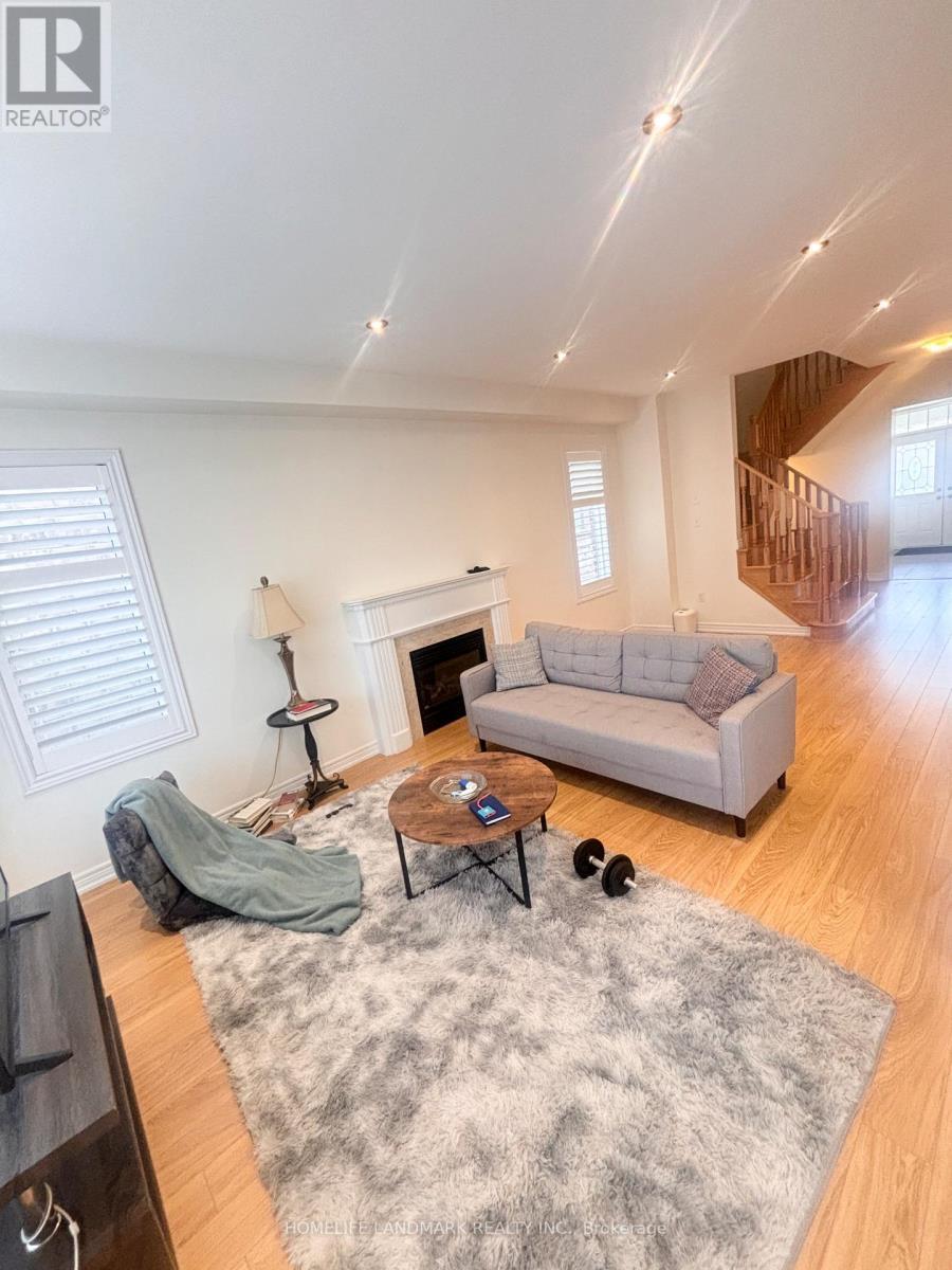 12 Hua Du Avenue, Markham, ON - Indoor Photo Showing Living Room