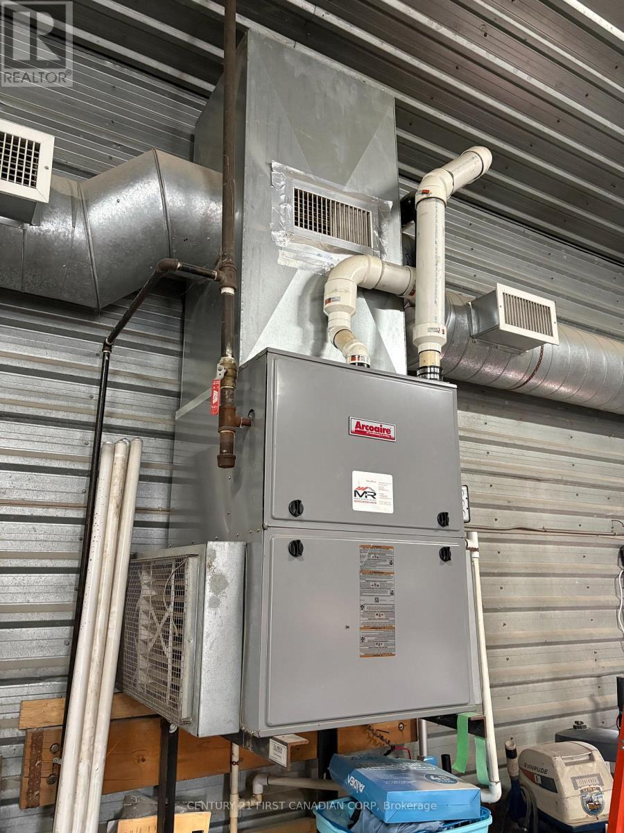 7844 Thomson Line, Lambton Shores (Thedford), ON