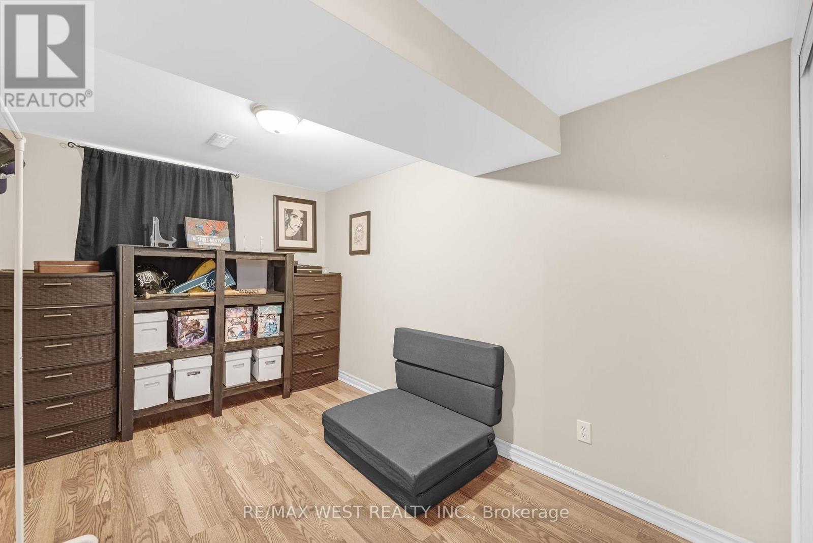 2388 Carlanne Place, Mississauga, ON - Indoor