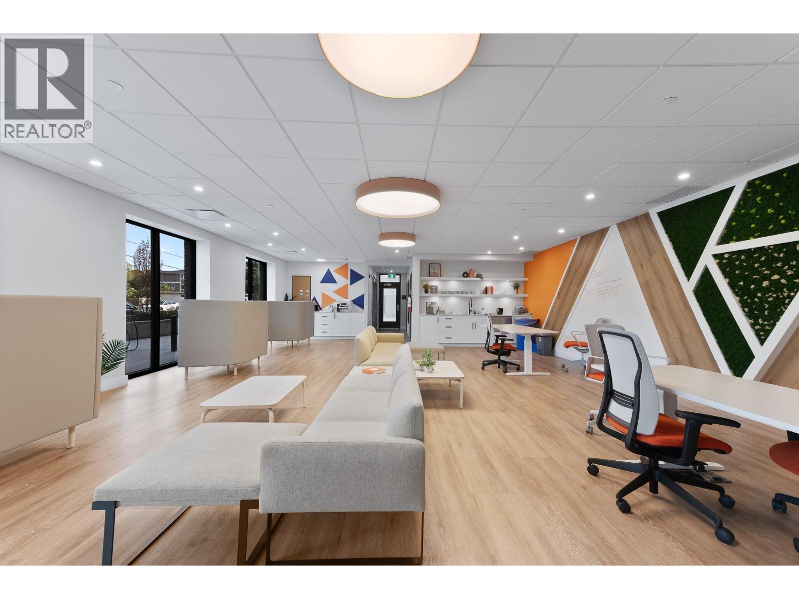 Workspace - 1274 Devonshire Avenue Unit# 306, Kelowna, BC - Indoor
