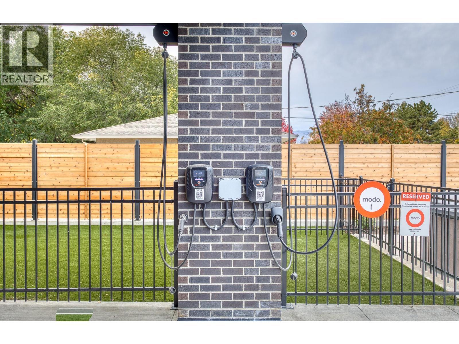 EV Chargers and Car Share - 1274 Devonshire Avenue Unit# 306, Kelowna, BC -