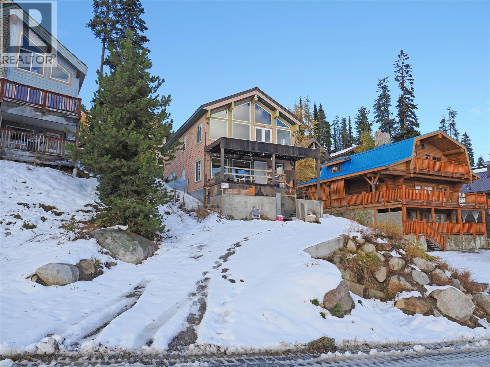 4854 Snowpines Road, Big White, BC - Outdoor