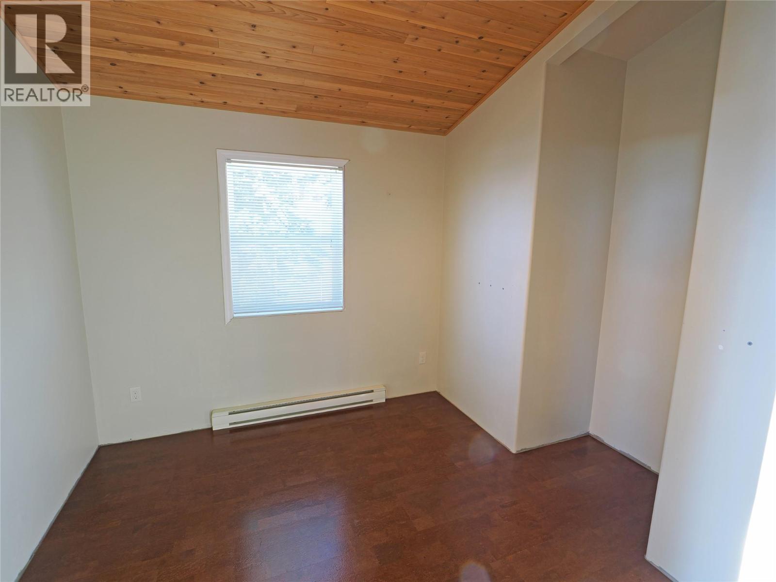 4854 Snowpines Road, Big White, BC - Indoor Photo Showing Other Room