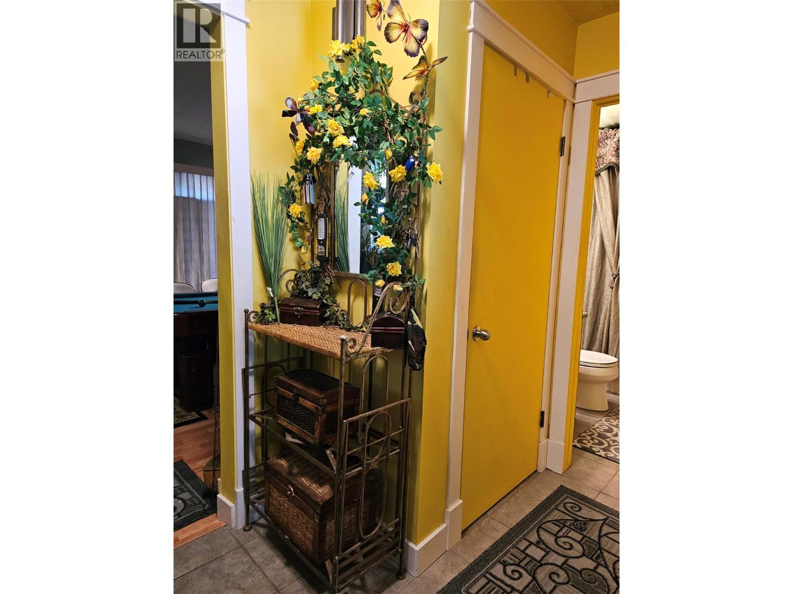 599 Clifton Road S, Kelowna, BC - Photo Showing Other Room