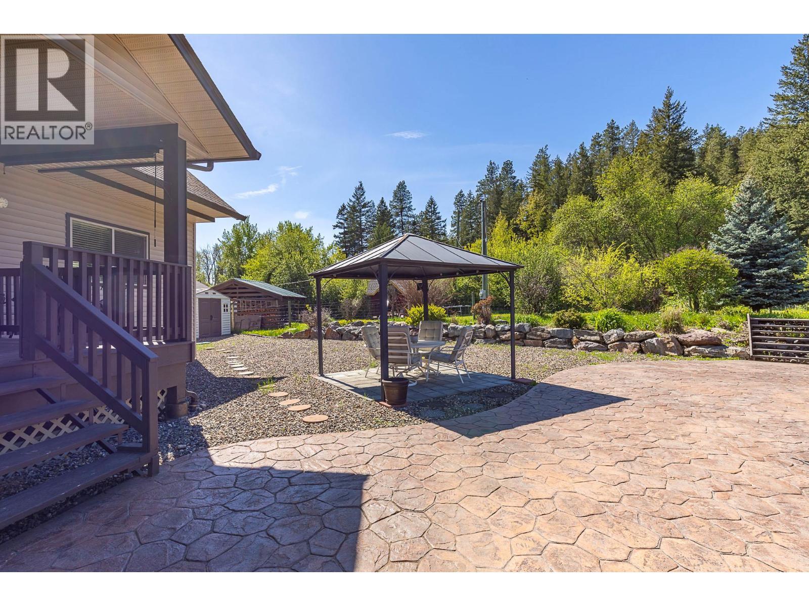 5575 Highway 6 Highway, Coldstream, BC - Outdoor With Deck Patio Veranda