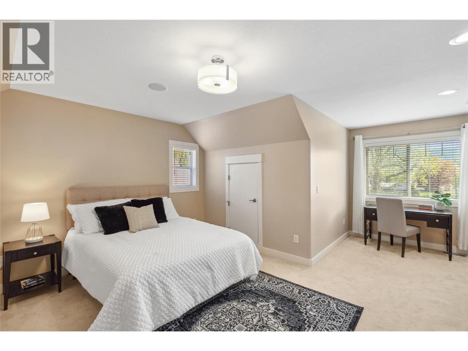 5575 Highway 6 Highway, Coldstream, BC - Indoor Photo Showing Bedroom