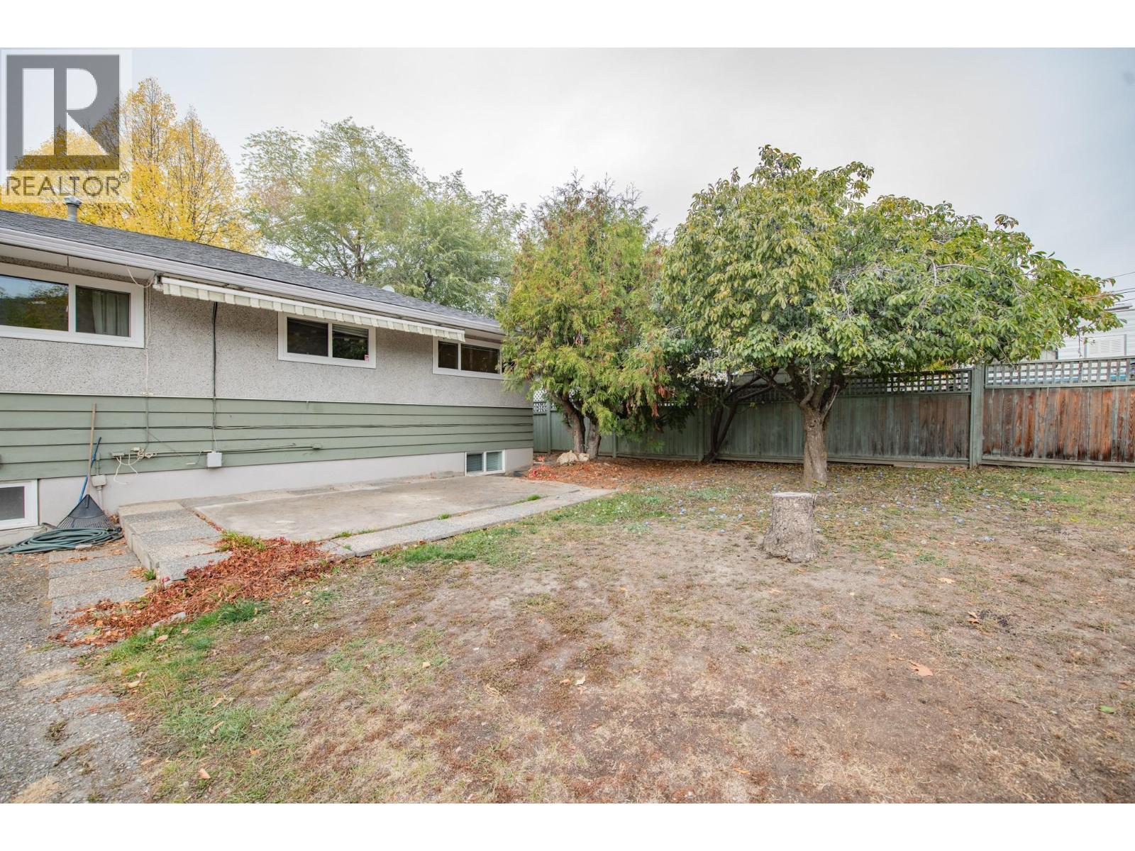 3005 15 Street, Vernon, BC - Outdoor