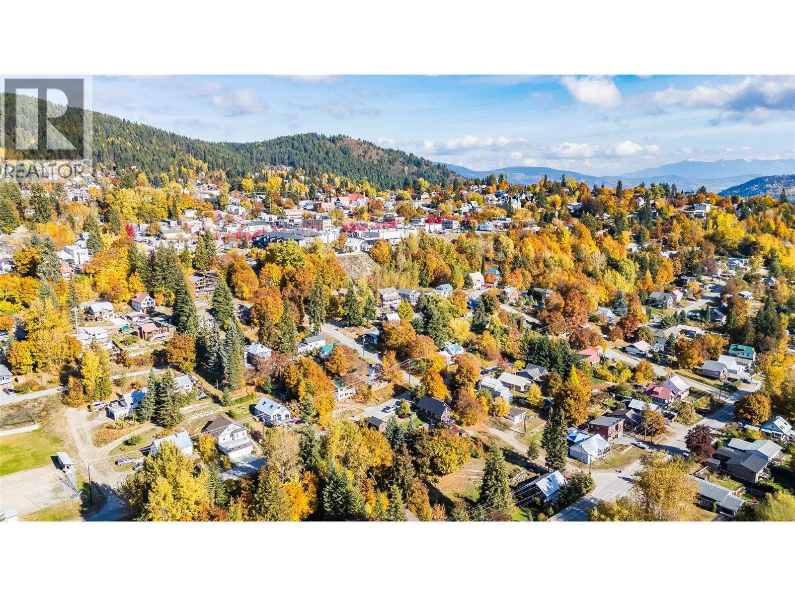 1873 Cook Avenue, Rossland, BC