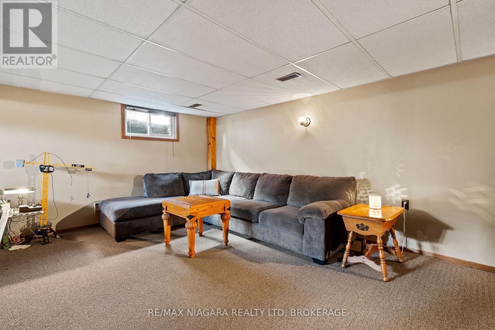 40 Gaspare Drive, Port Colborne (Sugarloaf), ON - Indoor Photo Showing Basement