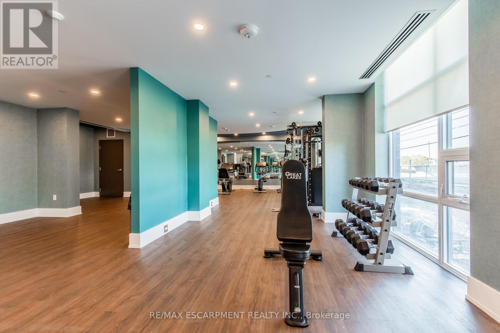 502 - 460 Dundas Street E, Hamilton, ON - Indoor Photo Showing Gym Room