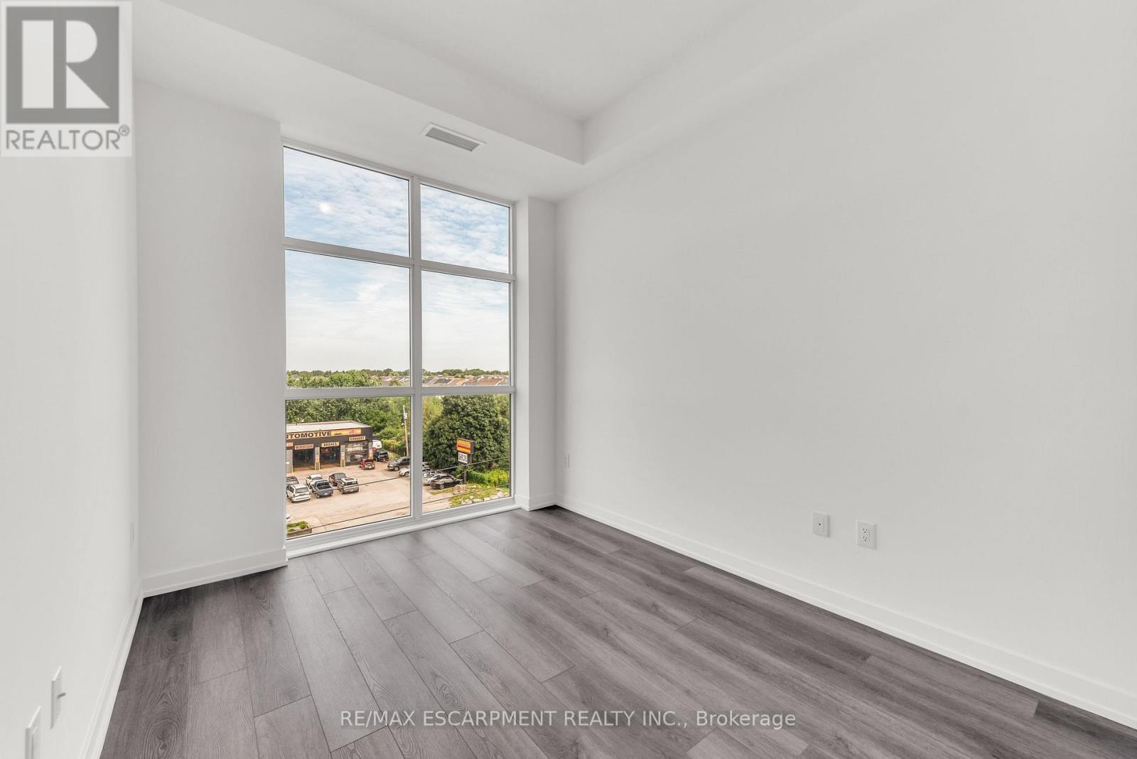 502 - 460 Dundas Street E, Hamilton, ON - Indoor Photo Showing Other Room