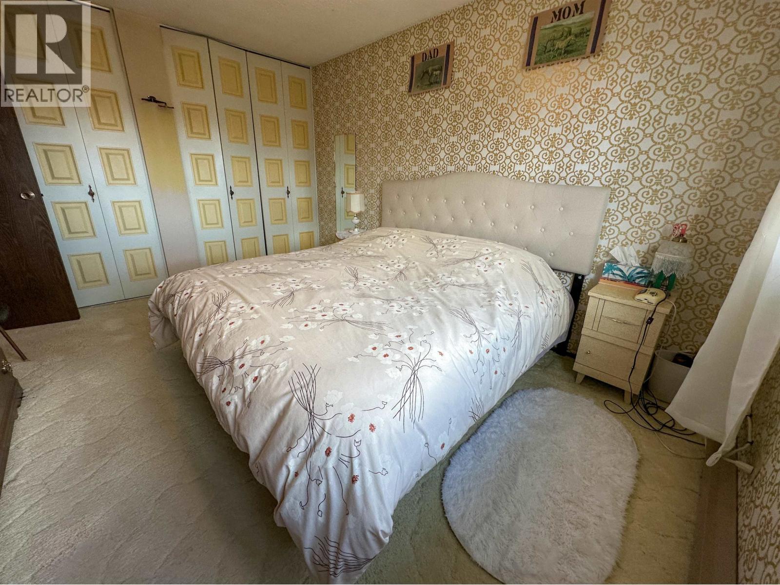 21900 E 16 Highway, Fort Fraser, BC - Indoor Photo Showing Bedroom