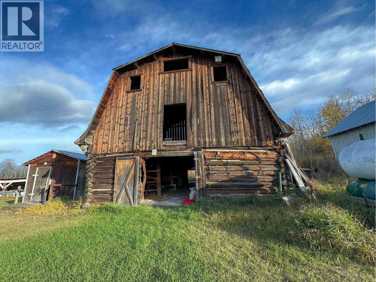 21900 E 16 Highway, Fort Fraser, BC - Outdoor