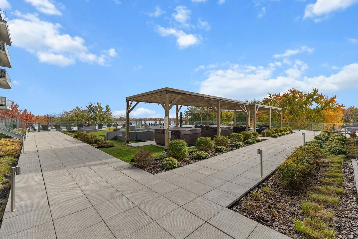 Autre - 519-11310 Rue Notre-Dame E., Montréal-Est, QC - Outdoor