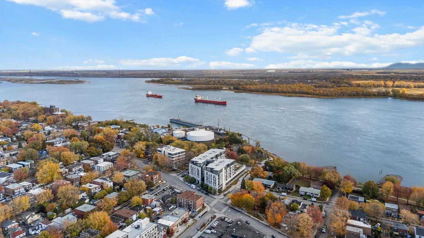 Bord de l'eau - 519-11310 Rue Notre-Dame E., Montréal-Est, QC - Outdoor With Body Of Water With View