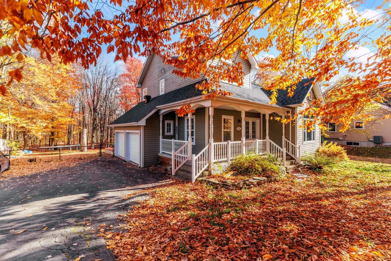Frontage - 623 Rue De L'Estérel, Saint-Lazare, QC - Outdoor With Deck Patio Veranda