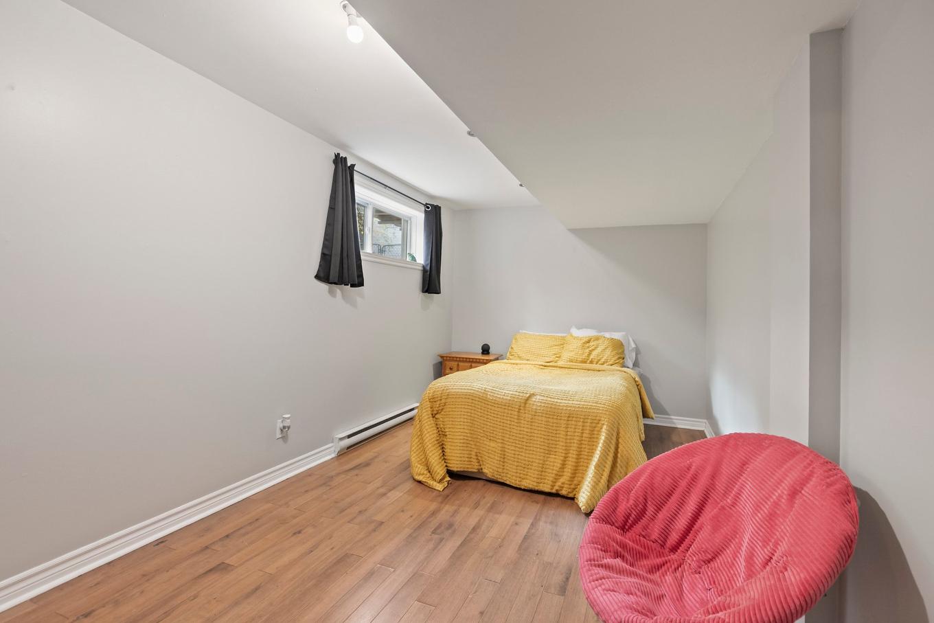 Bedroom - 623 Rue De L'Estérel, Saint-Lazare, QC - Indoor Photo Showing Bedroom