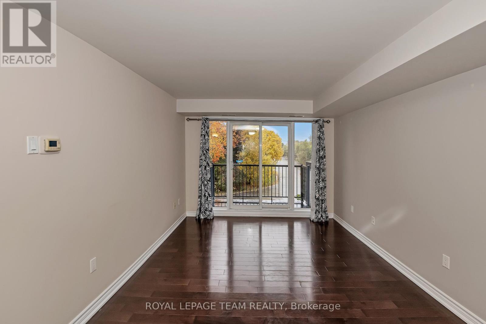 206 - 14 Norice Street, Ottawa, ON - Indoor Photo Showing Other Room