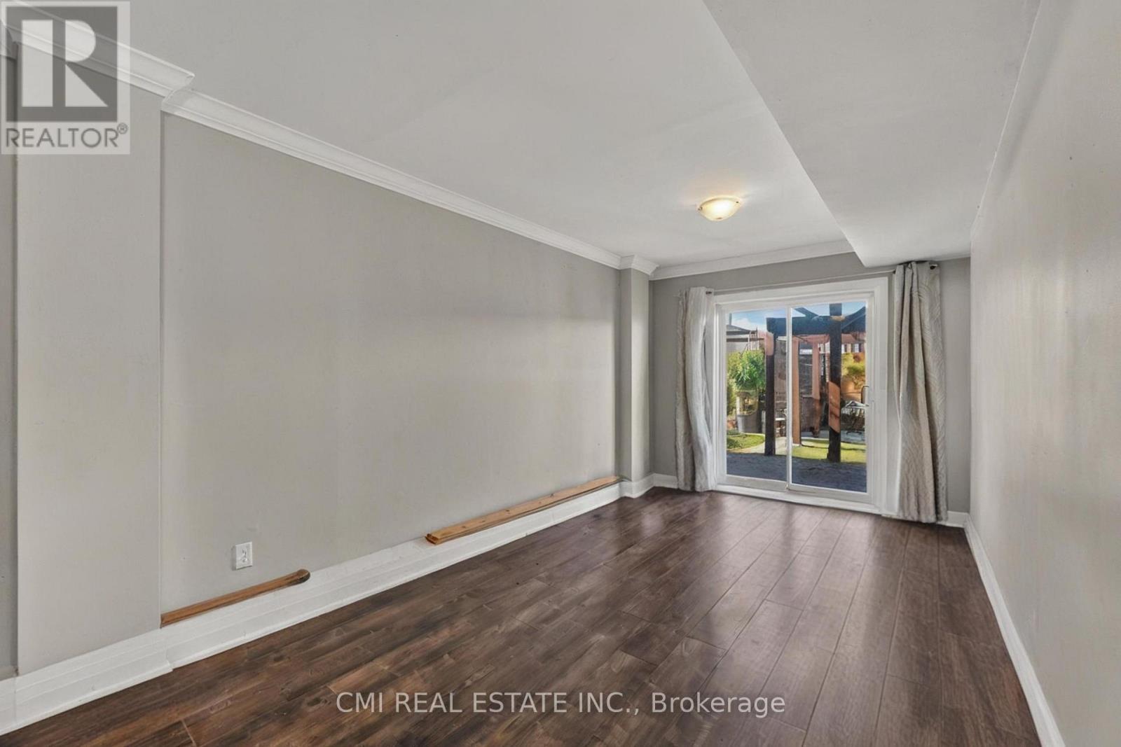 22 Jeavons Avenue, Toronto, ON - Indoor Photo Showing Other Room