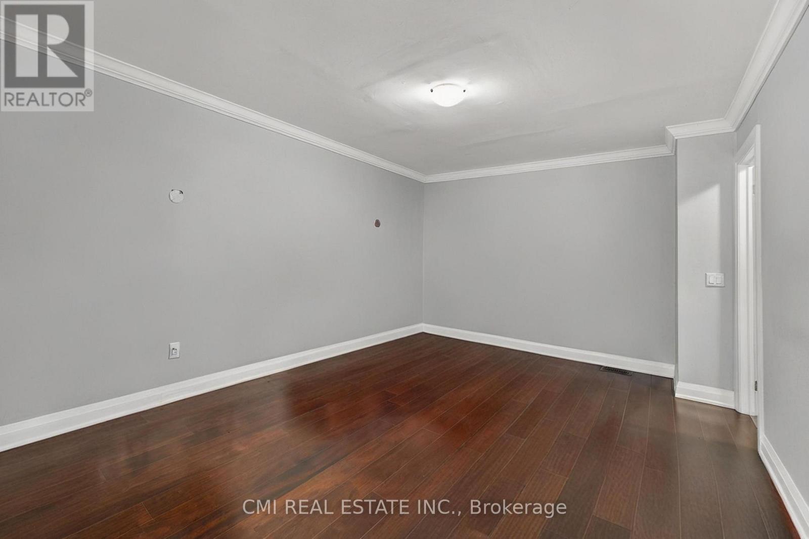 22 Jeavons Avenue, Toronto, ON - Indoor Photo Showing Other Room