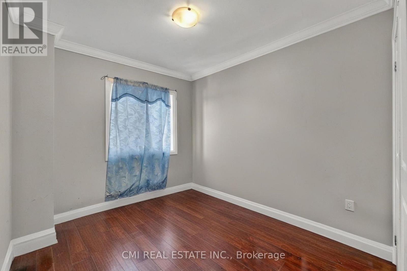 22 Jeavons Avenue, Toronto, ON - Indoor Photo Showing Other Room