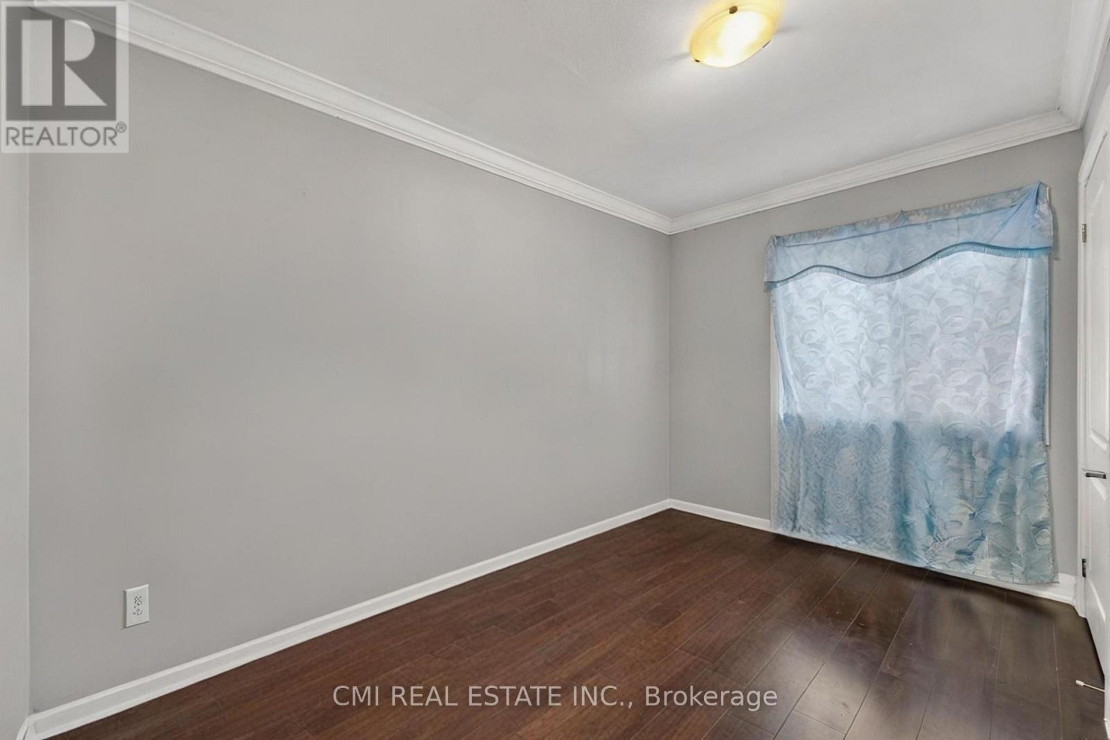 22 Jeavons Avenue, Toronto, ON - Indoor Photo Showing Other Room