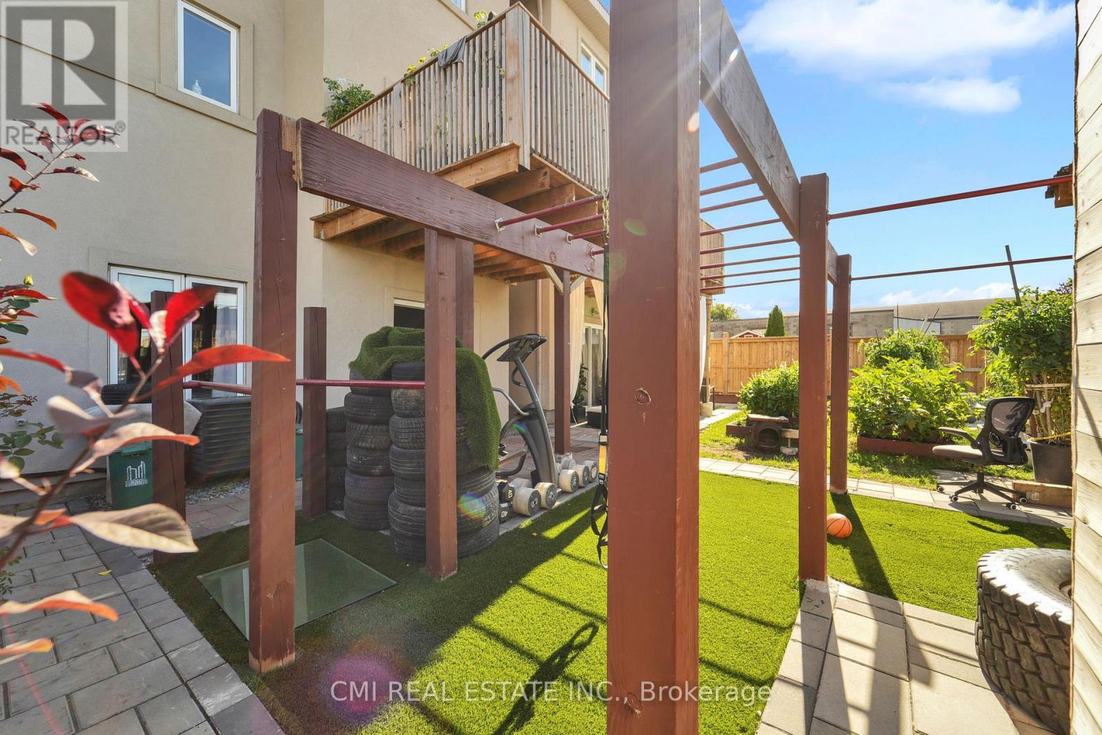 22 Jeavons Avenue, Toronto, ON - Indoor Photo Showing Other Room