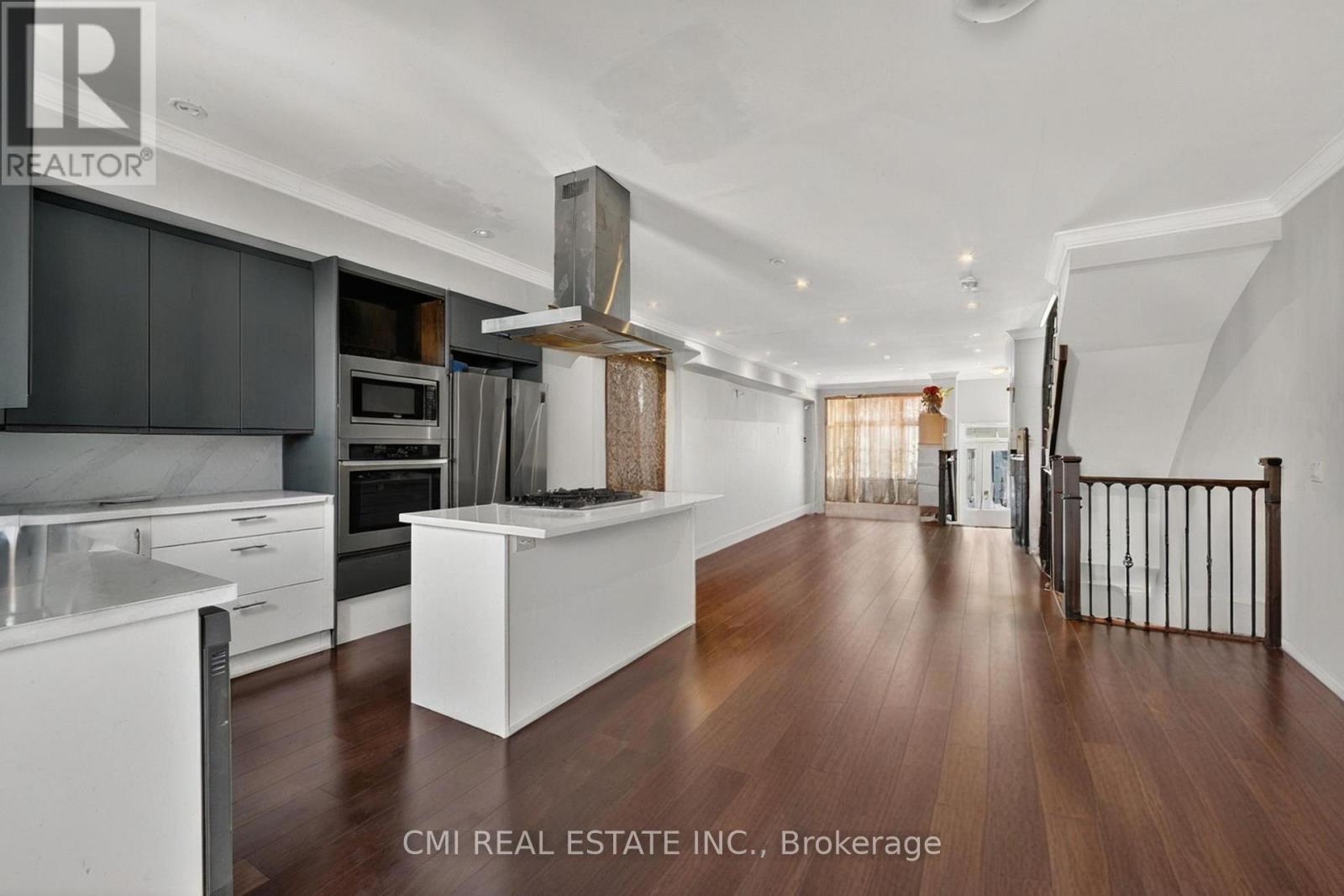 22 Jeavons Avenue, Toronto, ON - Indoor Photo Showing Other Room