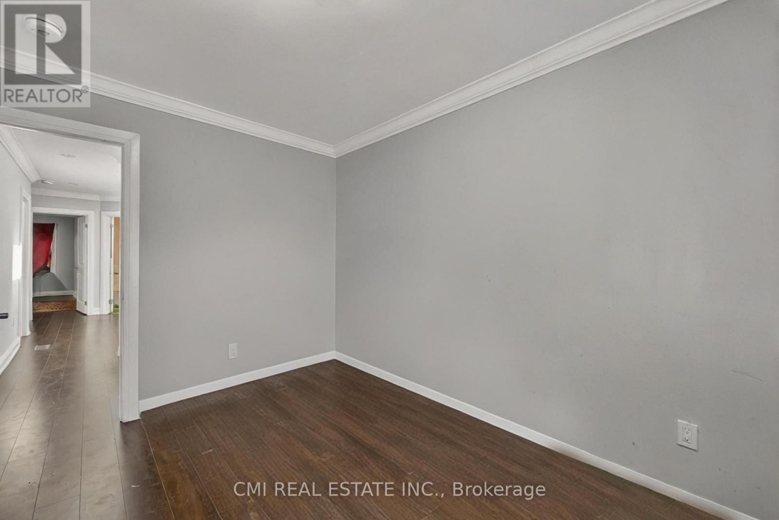 22 Jeavons Avenue, Toronto, ON - Indoor Photo Showing Other Room