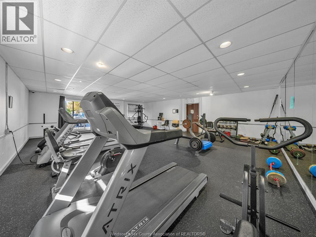 3936 Wyandotte East Unit# 906, Windsor, ON - Indoor Photo Showing Gym Room
