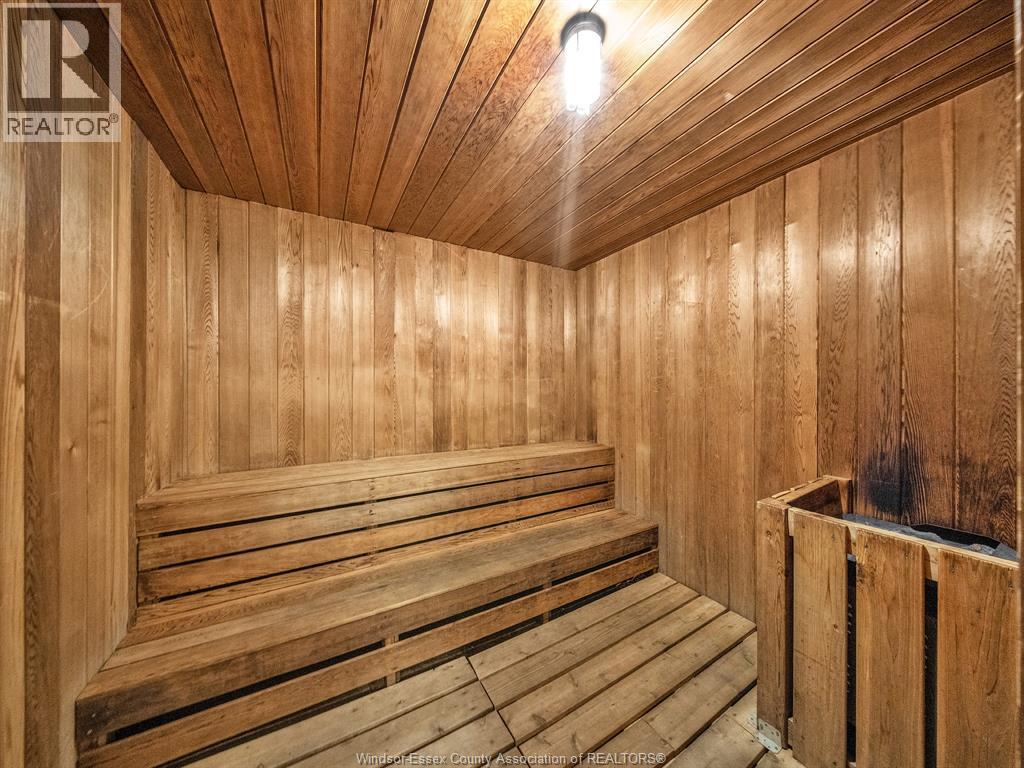 3936 Wyandotte East Unit# 906, Windsor, ON - Indoor Photo Showing Other Room