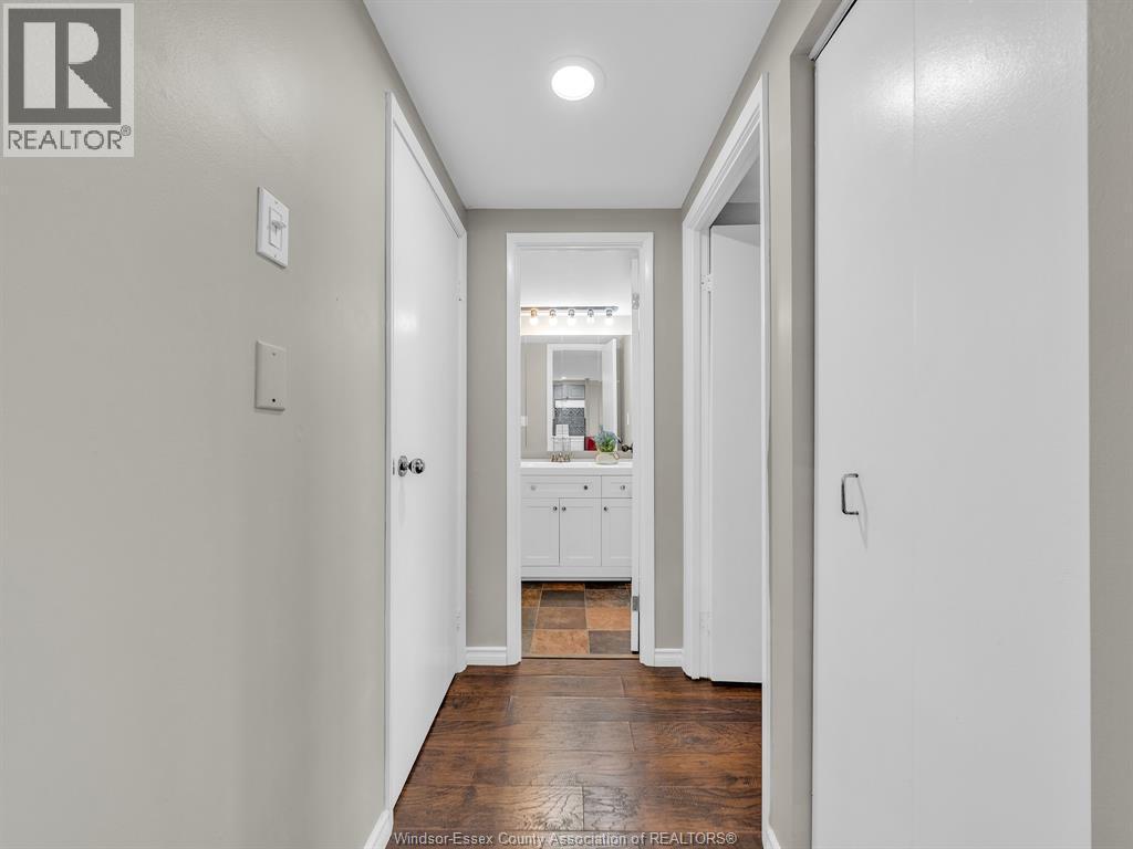 3936 Wyandotte East Unit# 906, Windsor, ON - Indoor Photo Showing Other Room