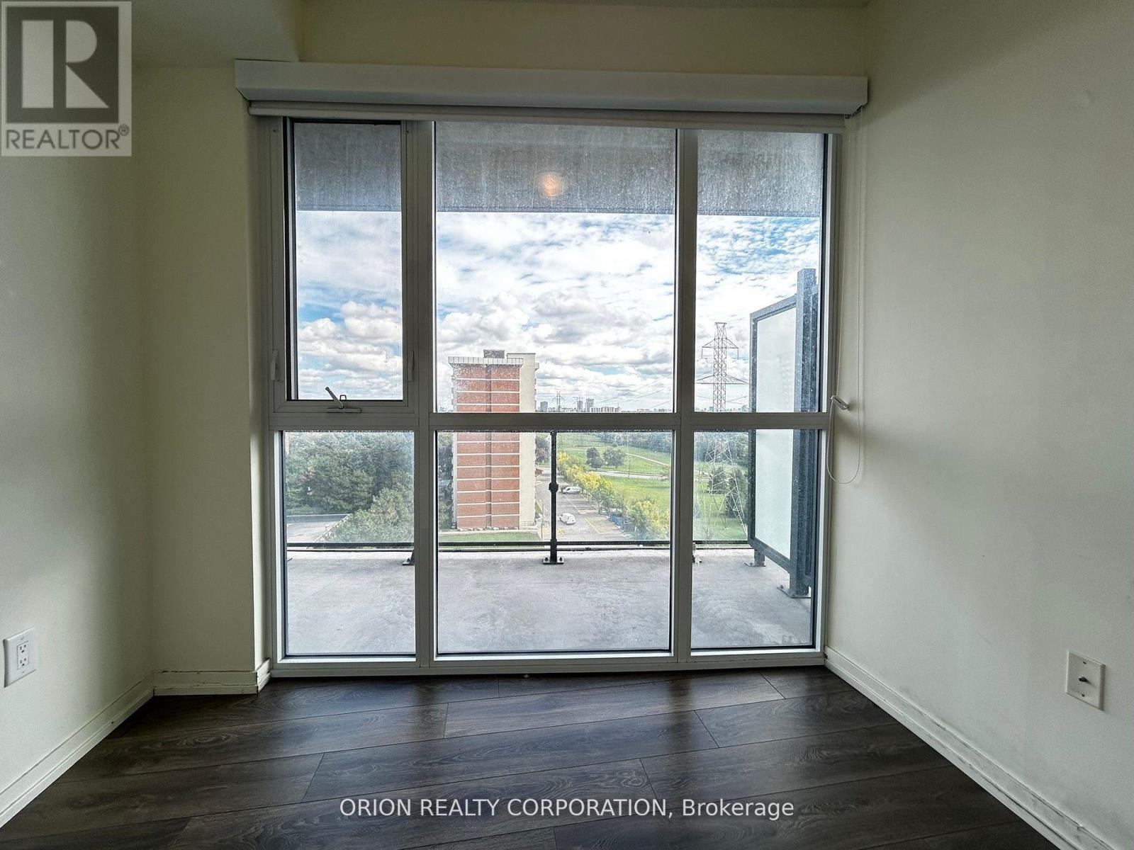 906 - 3237 Bayview Avenue, Toronto, ON - Indoor Photo Showing Other Room