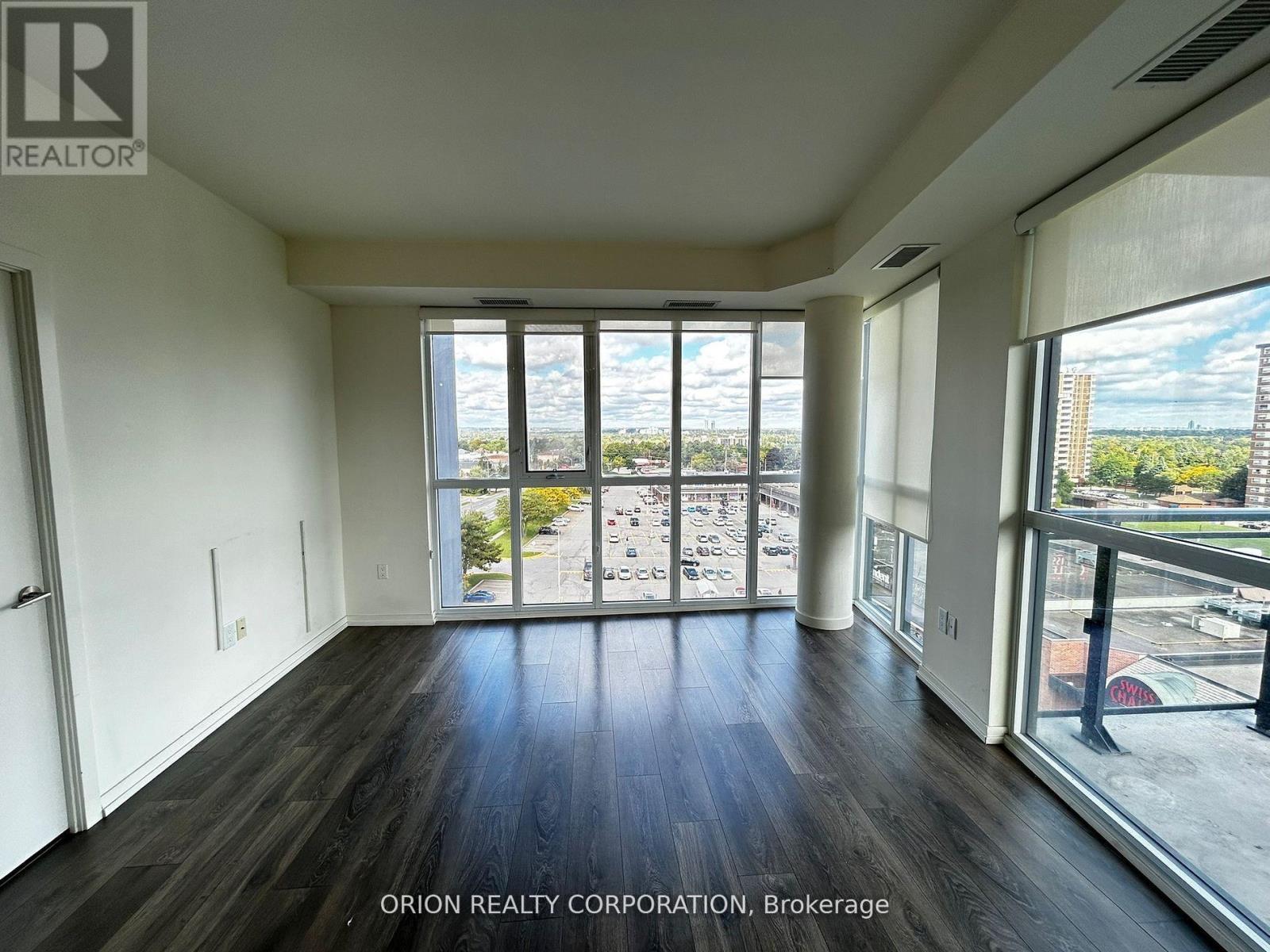 906 - 3237 Bayview Avenue, Toronto, ON - Indoor Photo Showing Other Room