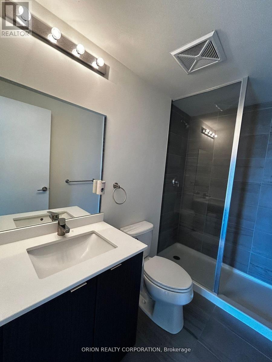 906 - 3237 Bayview Avenue, Toronto, ON - Indoor Photo Showing Bathroom