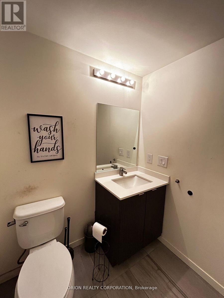 906 - 3237 Bayview Avenue, Toronto, ON - Indoor Photo Showing Bathroom