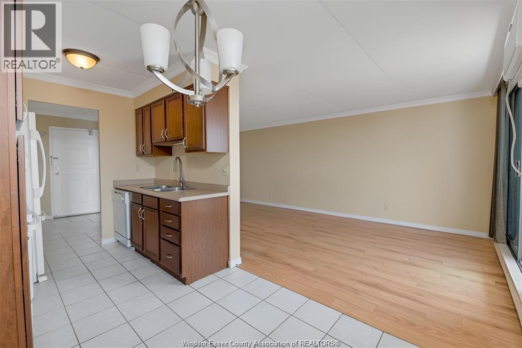 150 Park Street West Unit# 1516, Windsor, ON - Indoor Photo Showing Other Room