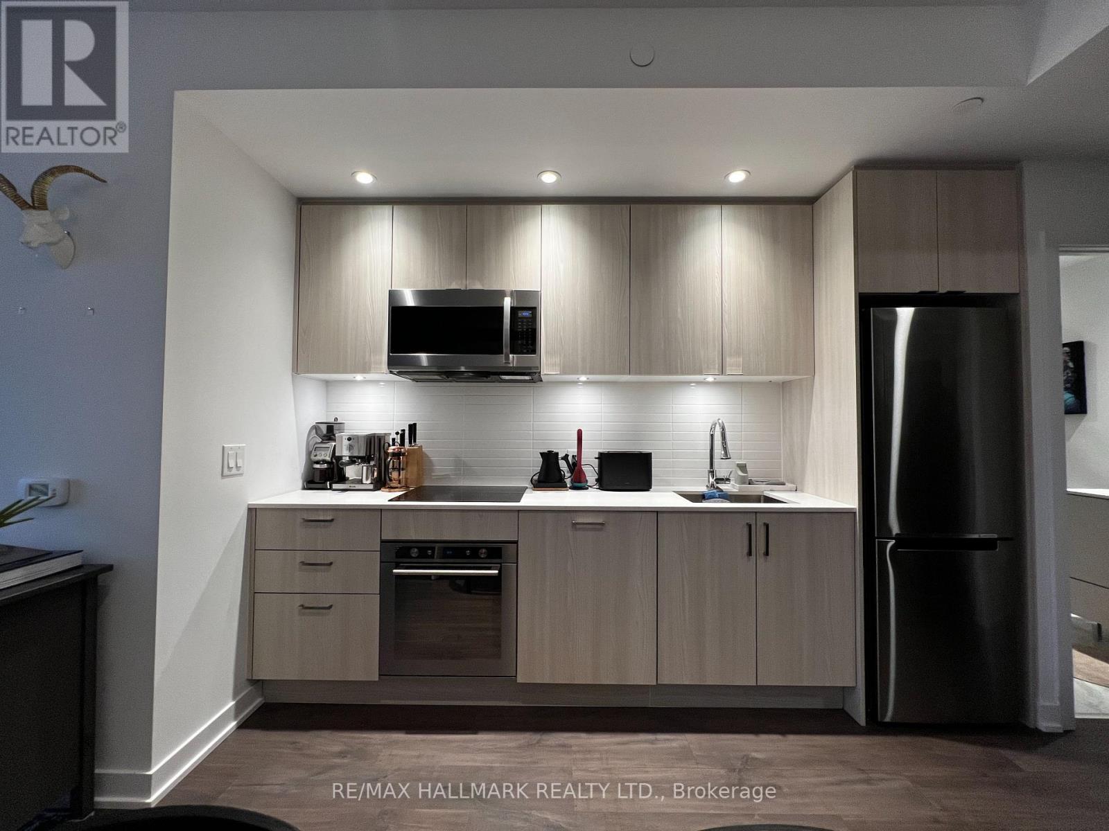 3910 - 1928 Lake Shore Boulevard W, Toronto, ON - Indoor