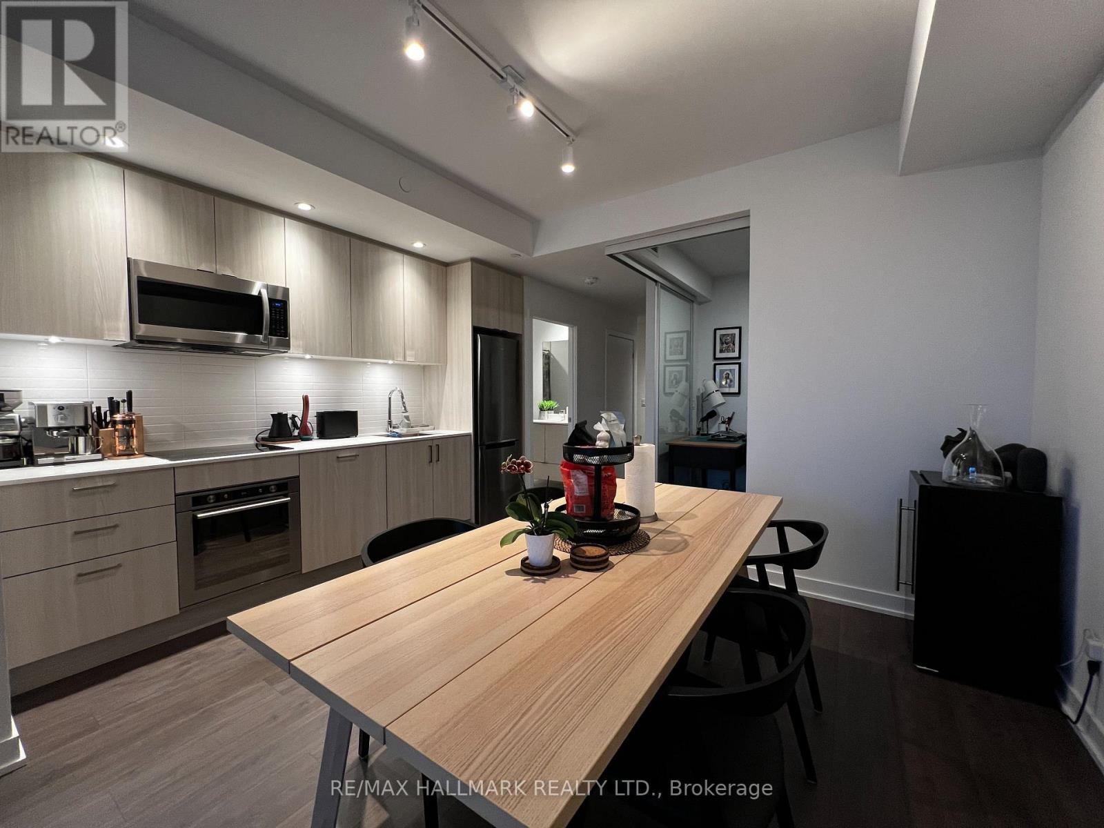 3910 - 1928 Lake Shore Boulevard W, Toronto, ON - Indoor Photo Showing Kitchen