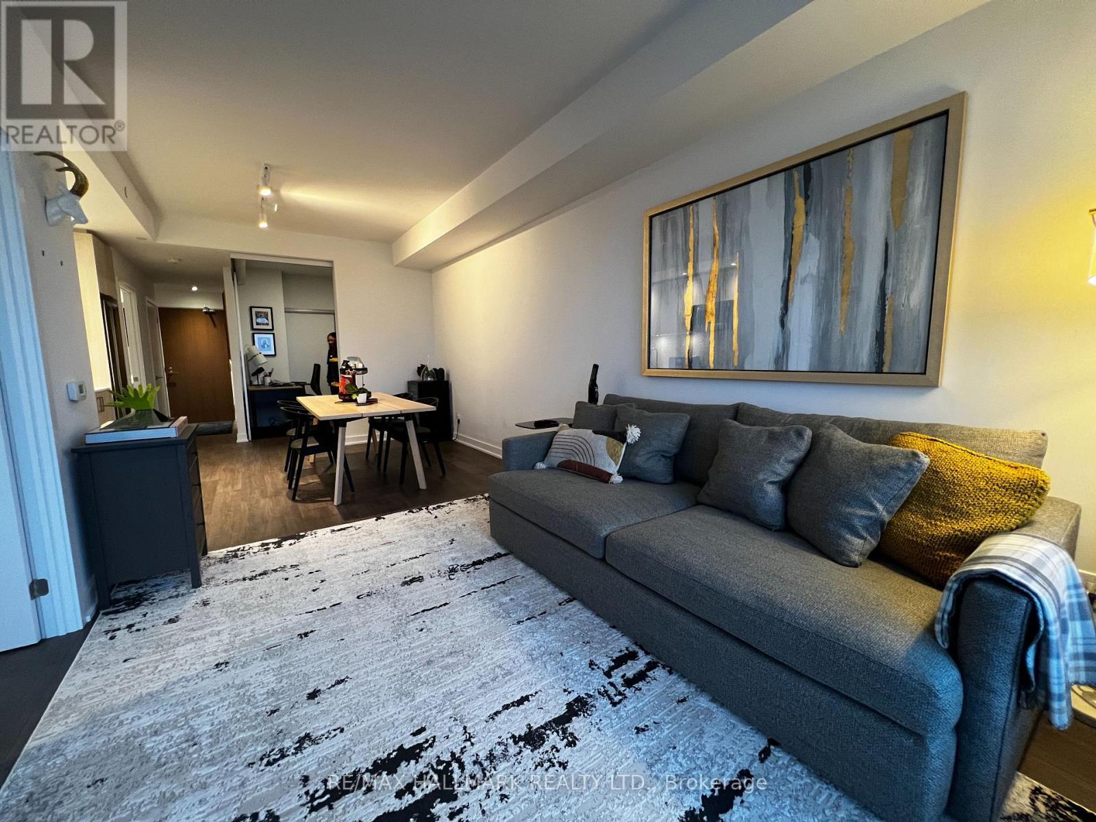 3910 - 1928 Lake Shore Boulevard W, Toronto, ON - Indoor Photo Showing Living Room