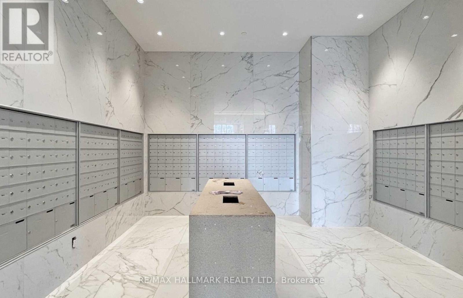 3910 - 1928 Lake Shore Boulevard W, Toronto, ON - Indoor Photo Showing Other Room