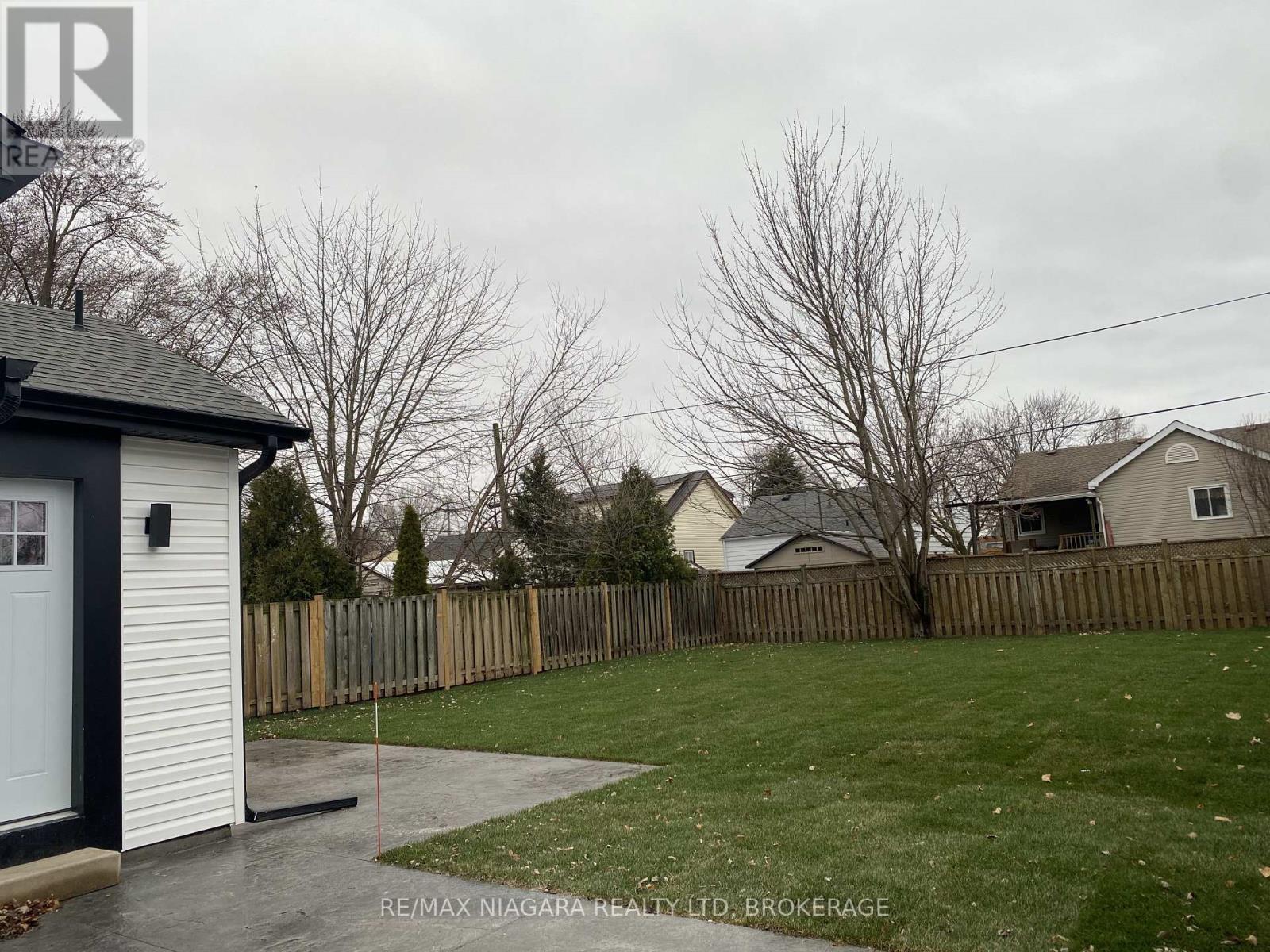 6159 Cadham Street, Niagara Falls (Arad/Fallsview), ON - Outdoor