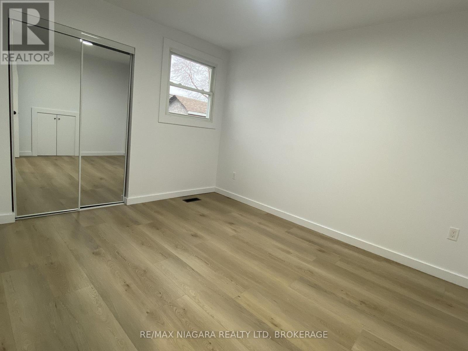 6159 Cadham Street, Niagara Falls (Arad/Fallsview), ON - Indoor Photo Showing Other Room