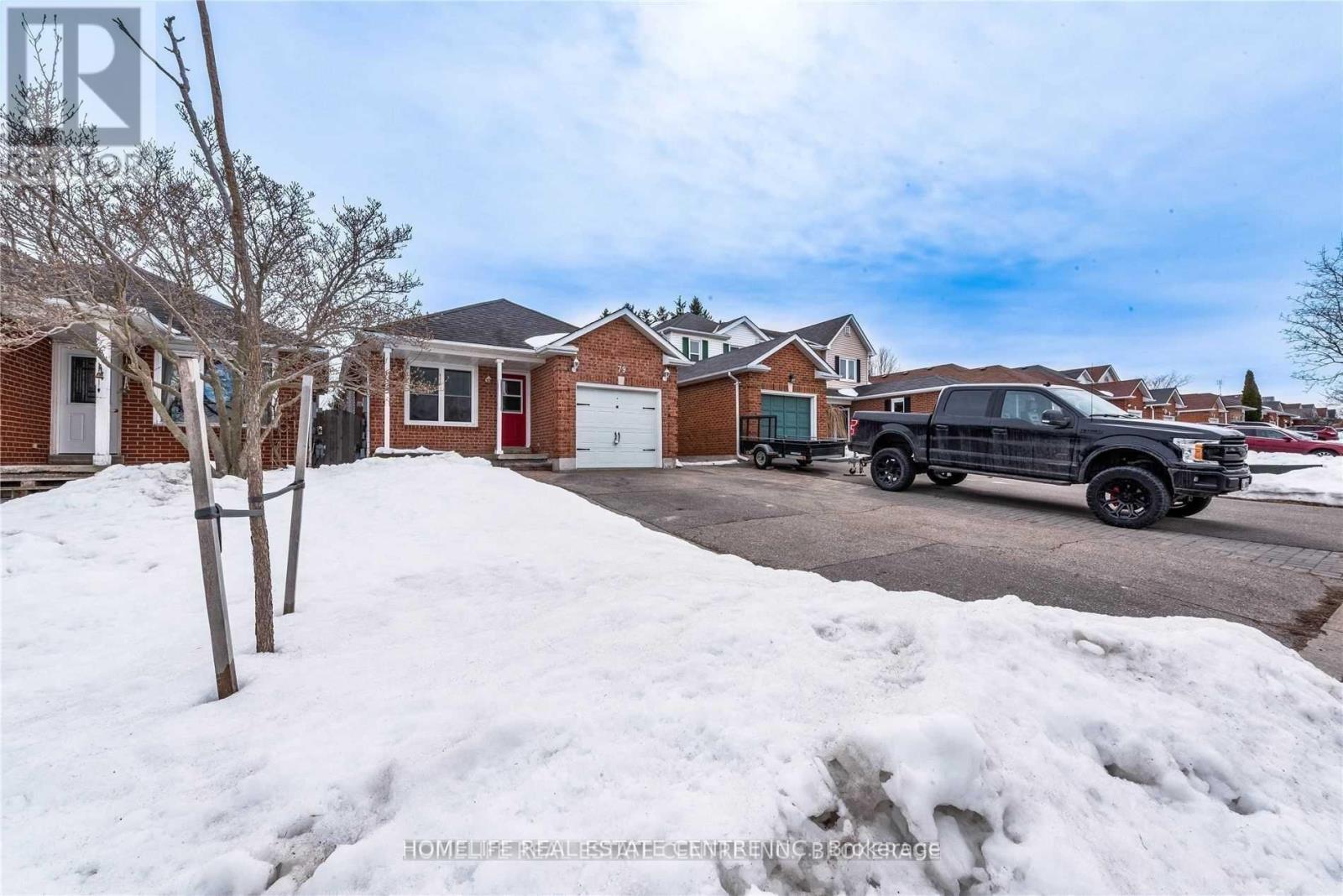 79 Hart Boulevard S, Clarington, ON - Outdoor With Facade