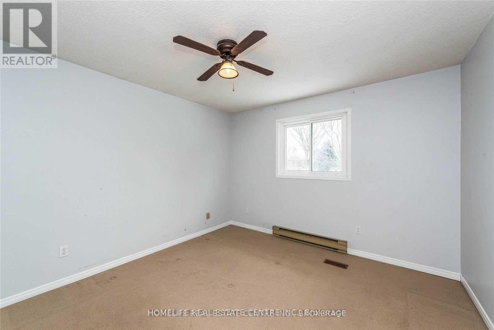 79 Hart Boulevard S, Clarington, ON - Indoor Photo Showing Other Room