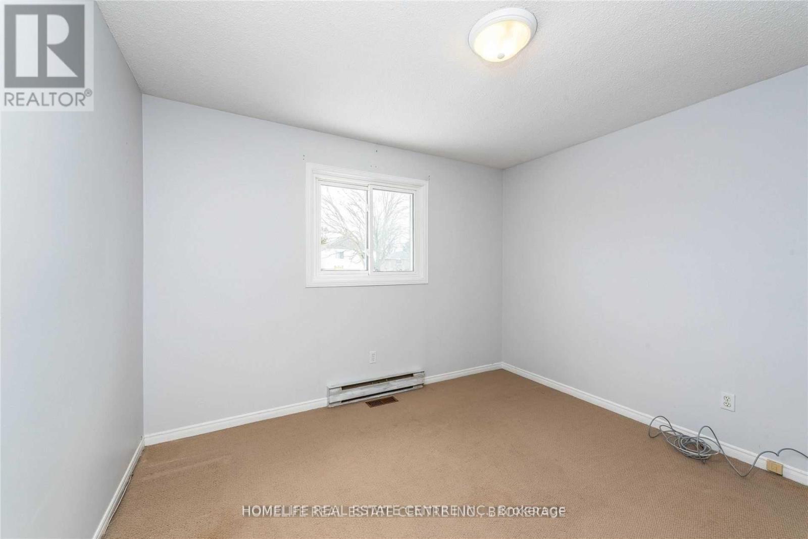 79 Hart Boulevard S, Clarington, ON - Indoor Photo Showing Other Room