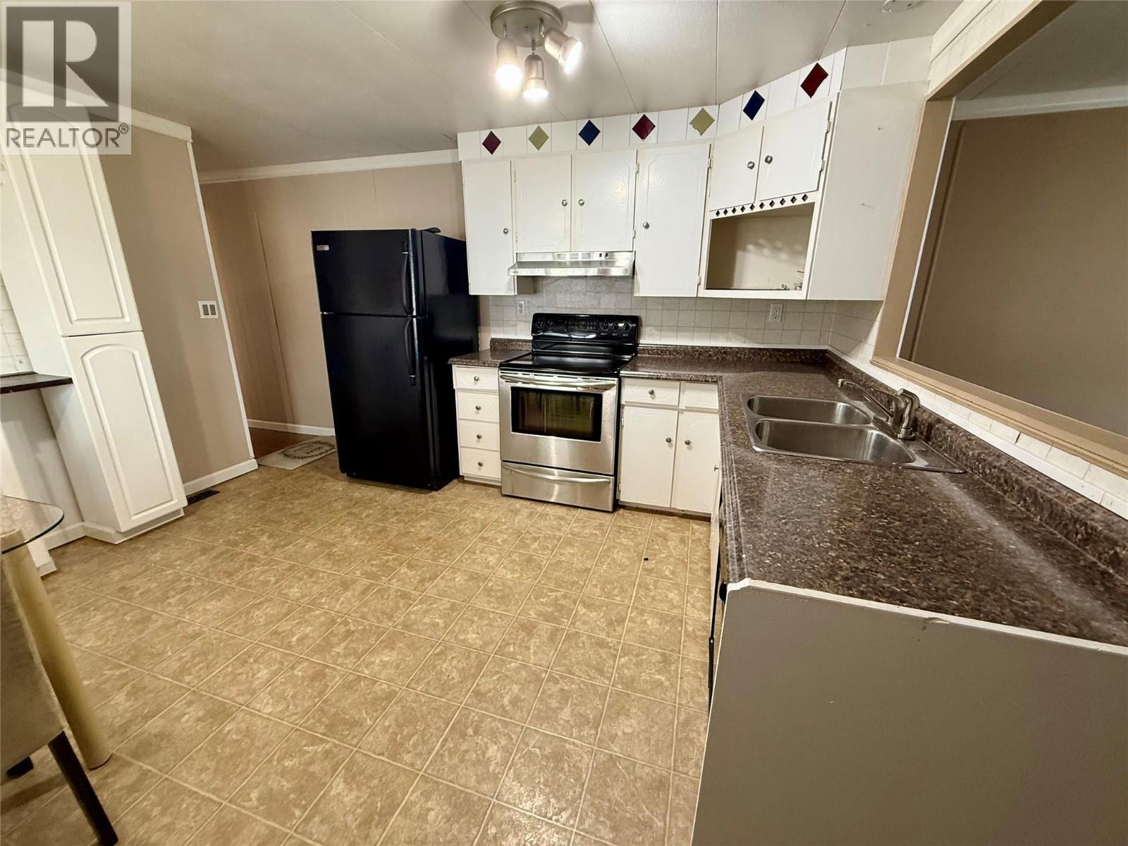 1545 Columbia Avenue Unit# 23 Lot# 30, Castlegar, BC